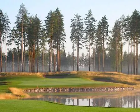 Country Club Hotel